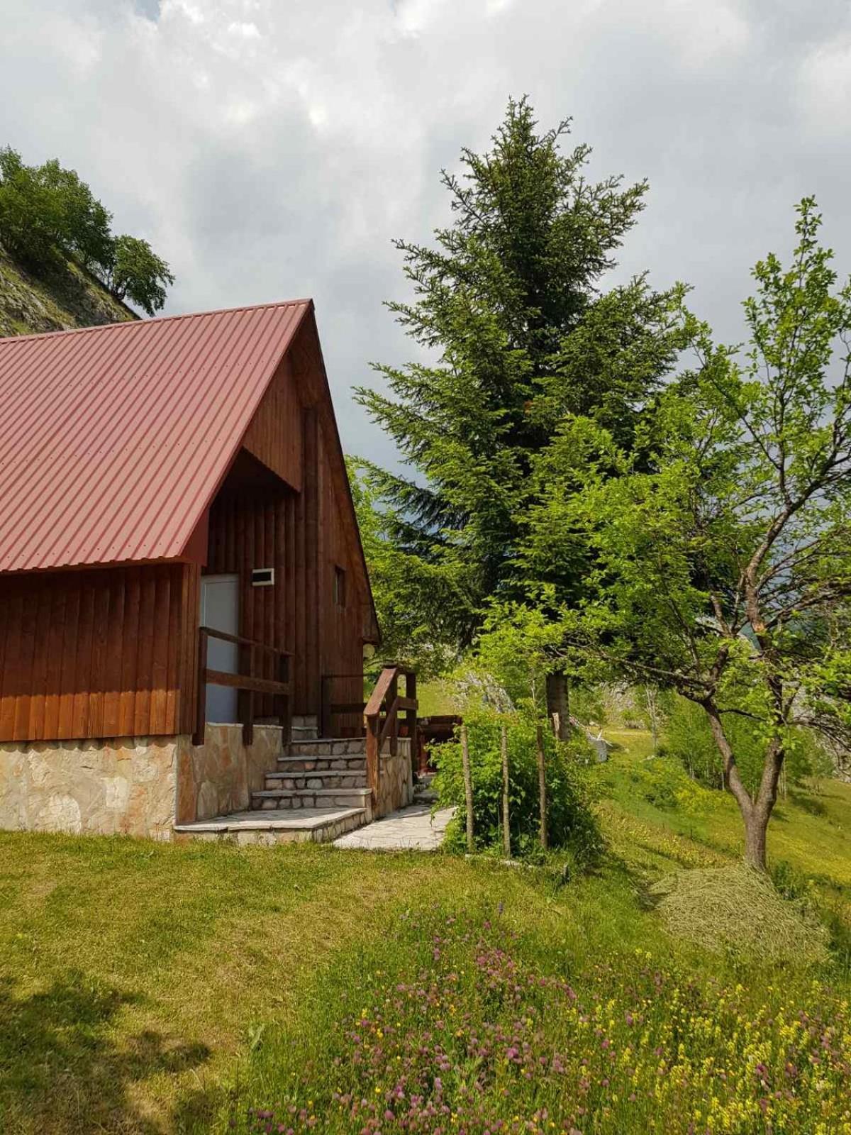 Hotel Detached House Milivoje Poscenje Esterno foto